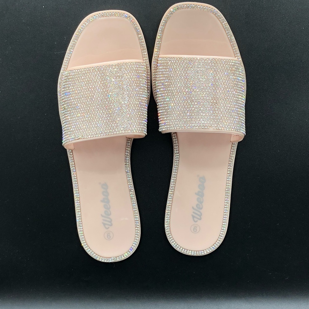 Women sandals